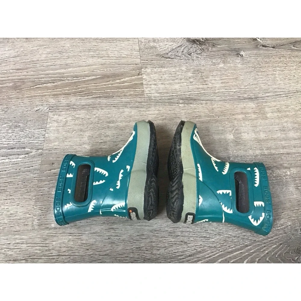 Bogs Shark Skipper Infant Size 4 Rain Boots Blue Slip On Boot